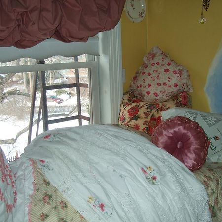 Enchanted Nights Bed & Bath 키터리 객실 사진