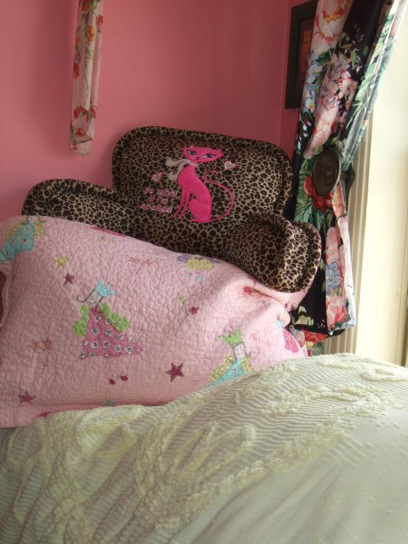 Enchanted Nights Bed & Bath 키터리 객실 사진